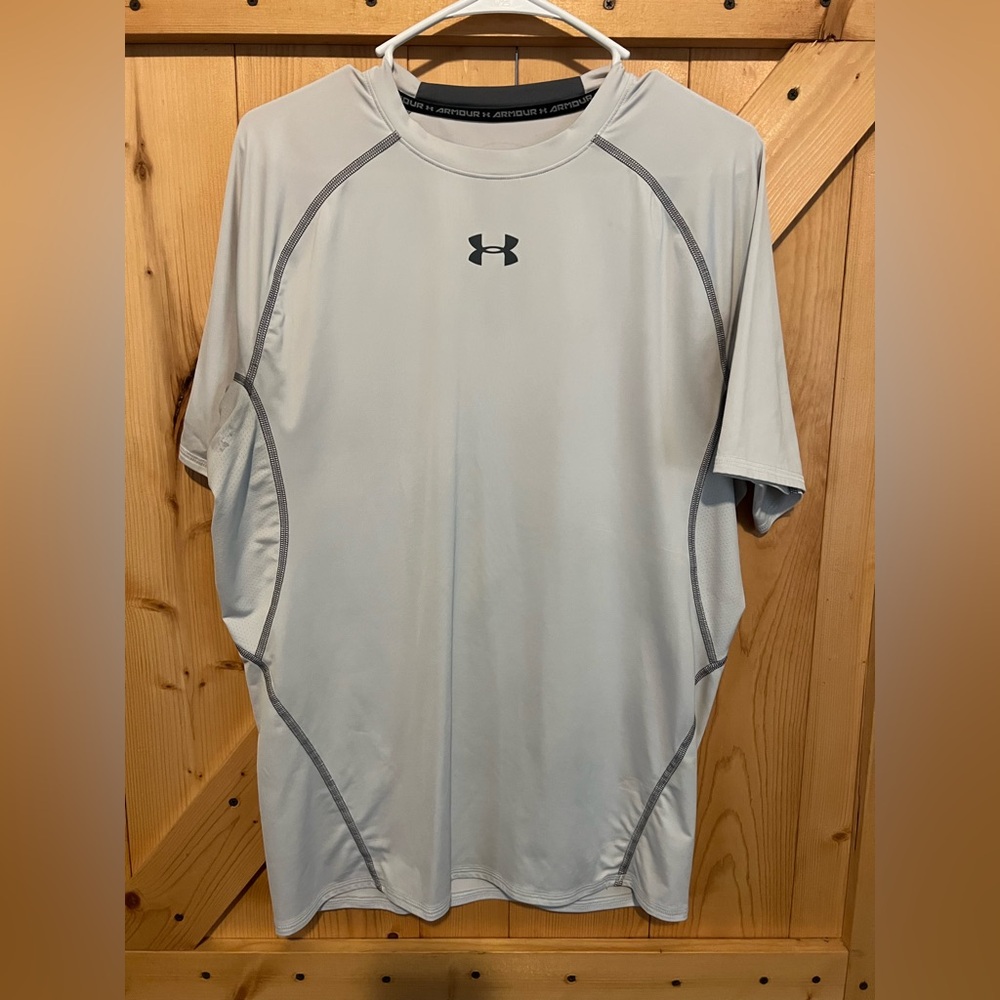 Under Armour Men's Gray Performance Tee
